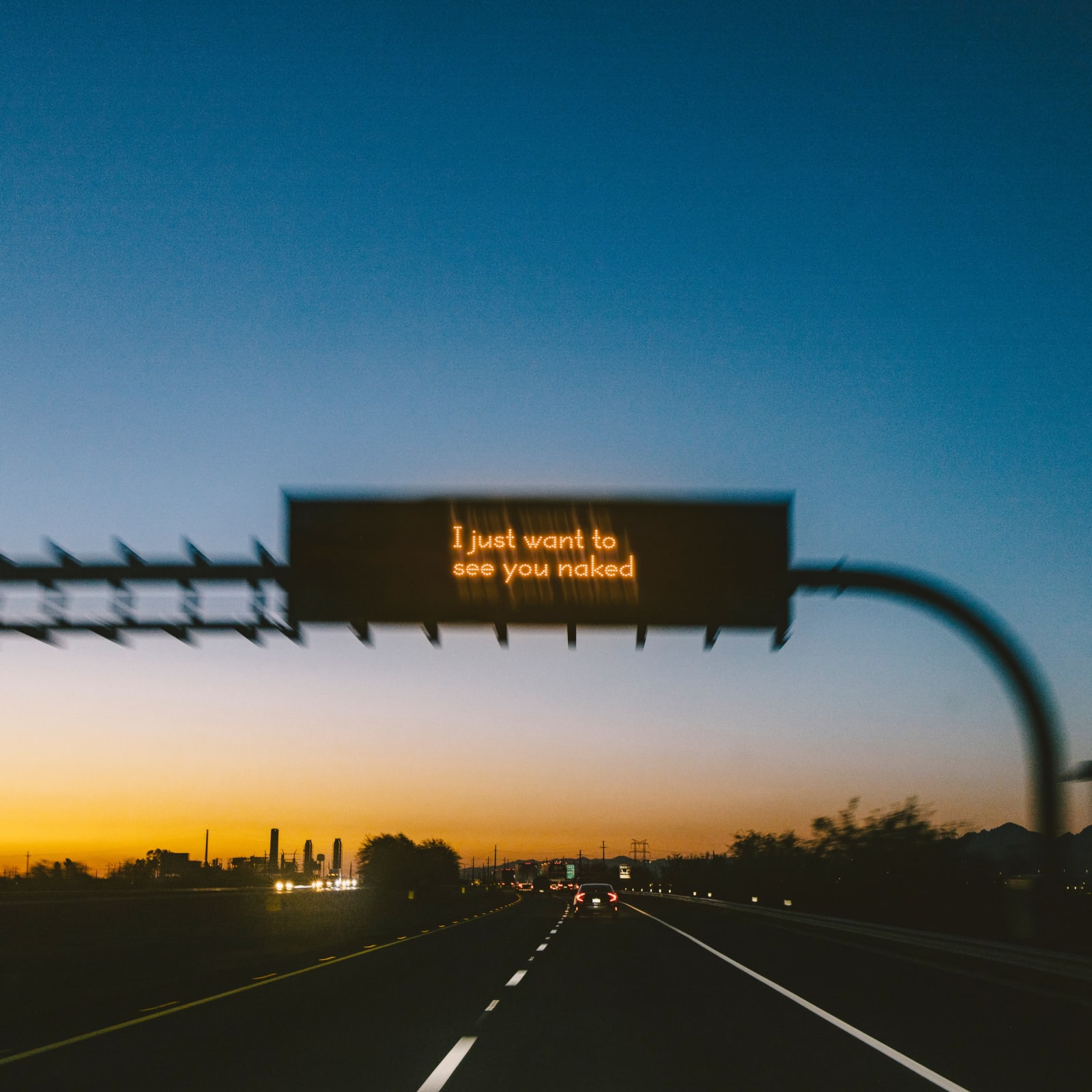 Jeffrey Czum, Miles to Empty, 2025