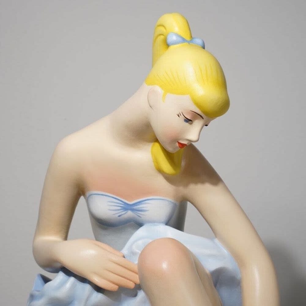 Jeff Koons, Seated Ballerina, 2015