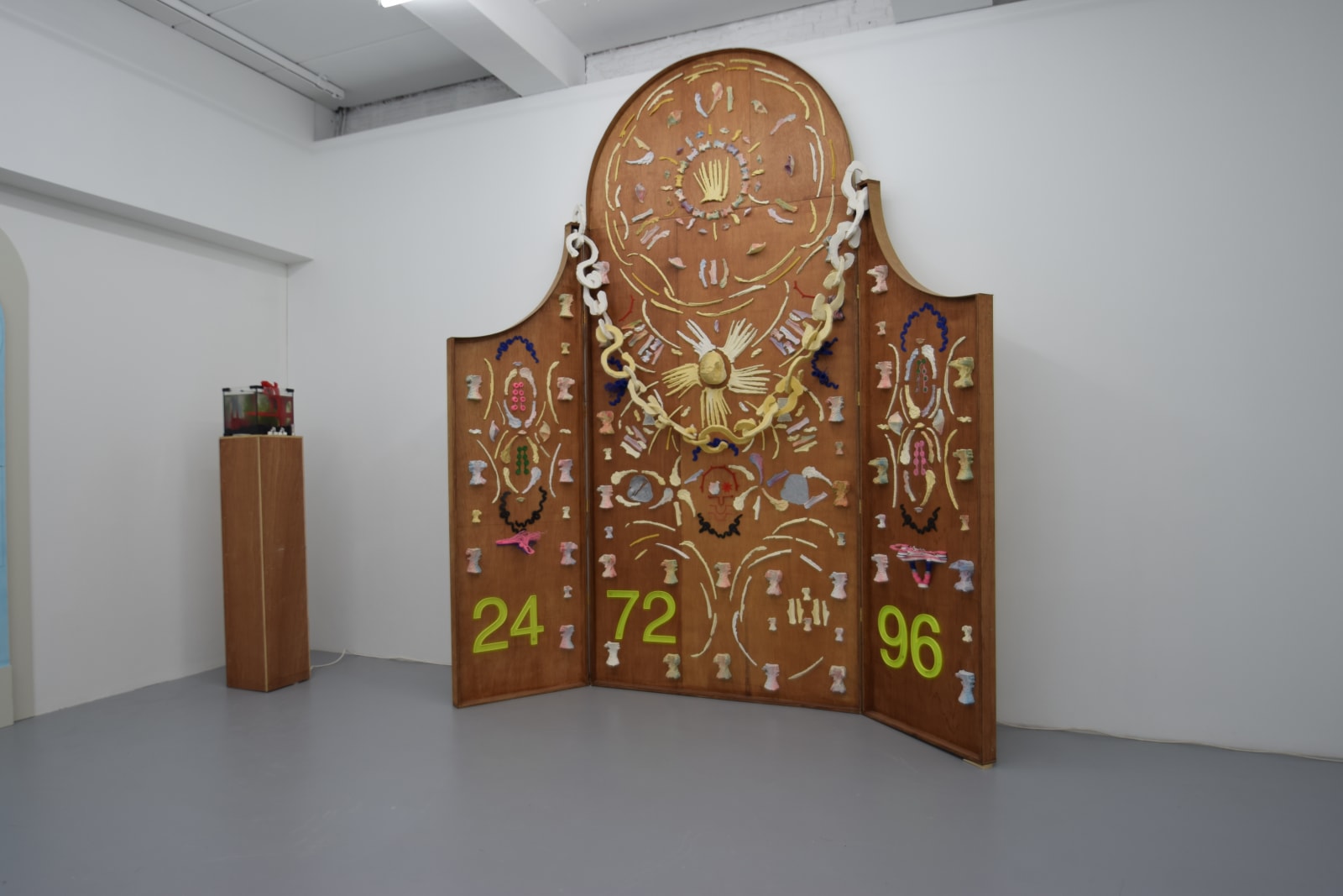 Haseeb Ahmed, Transience tryptich, installation (HA), 2013