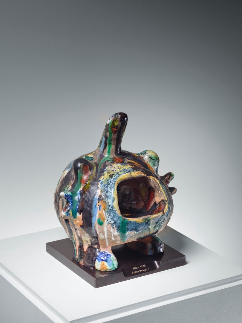 JOAN MIRO, Personnage V, 1946, Pièce unique Céramique émaillée En collaboration avec Josep Llorens Artigas