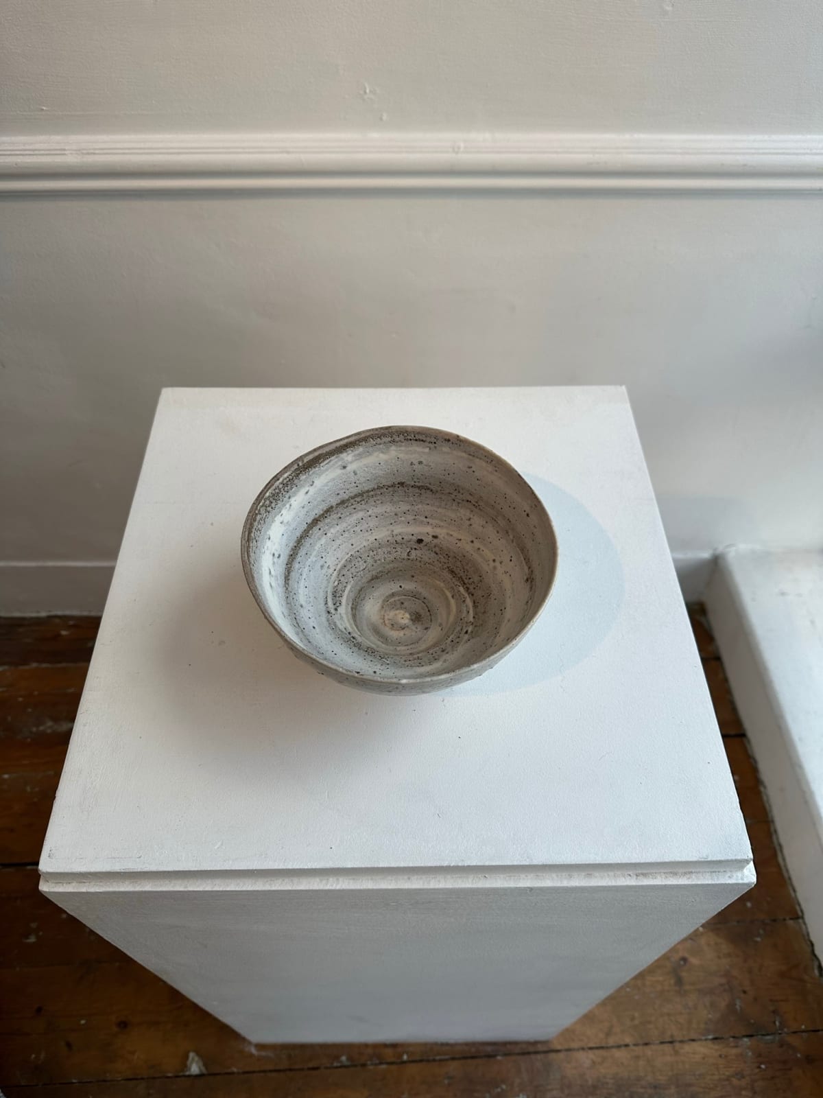 Peter Wills, Brown and White Bowl, 2022