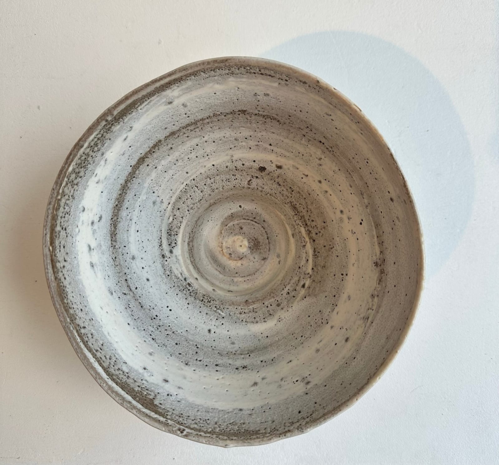 Peter Wills, Brown and White Bowl, 2022