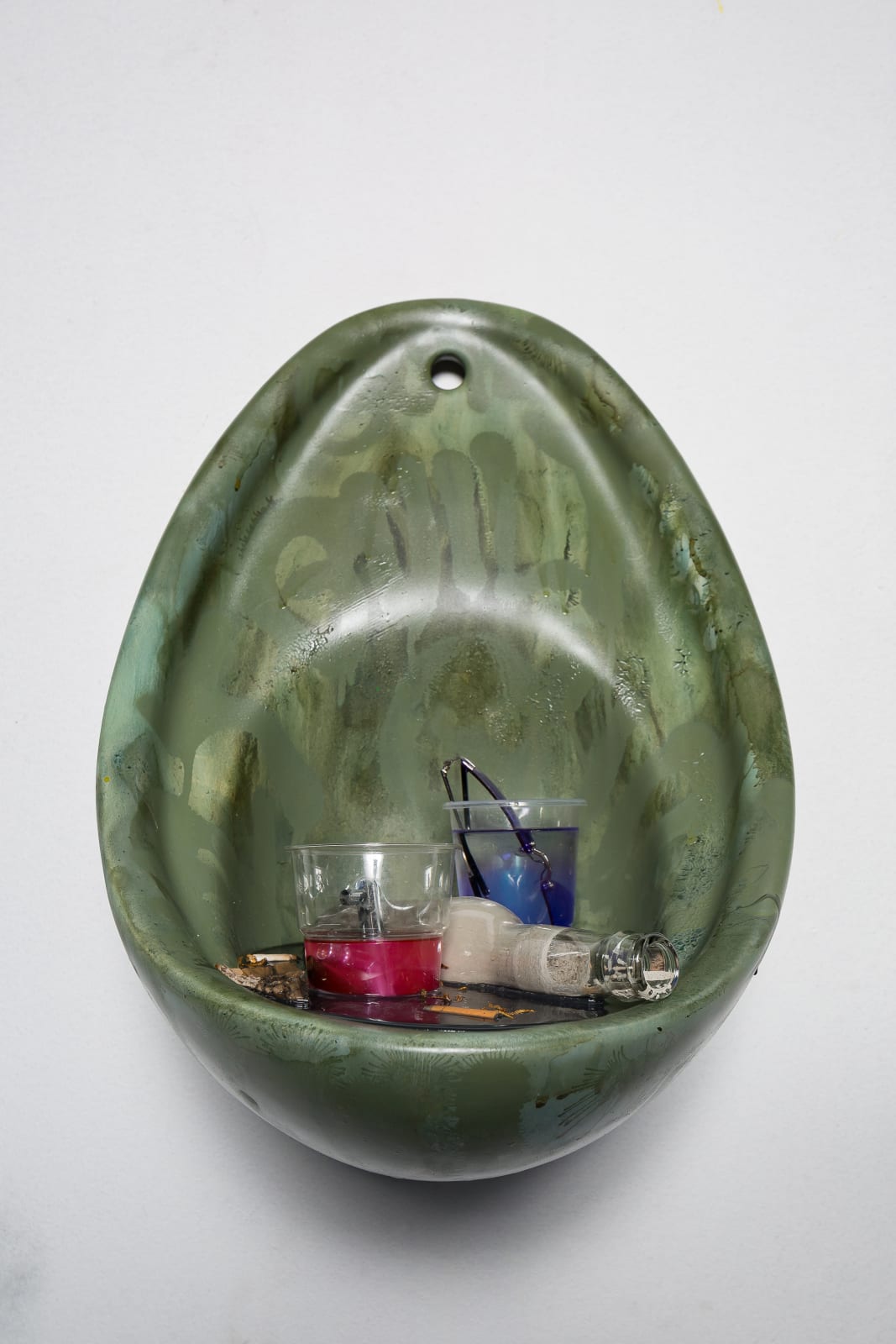 Thomas van Linge, Fountain (GUILT), 2019