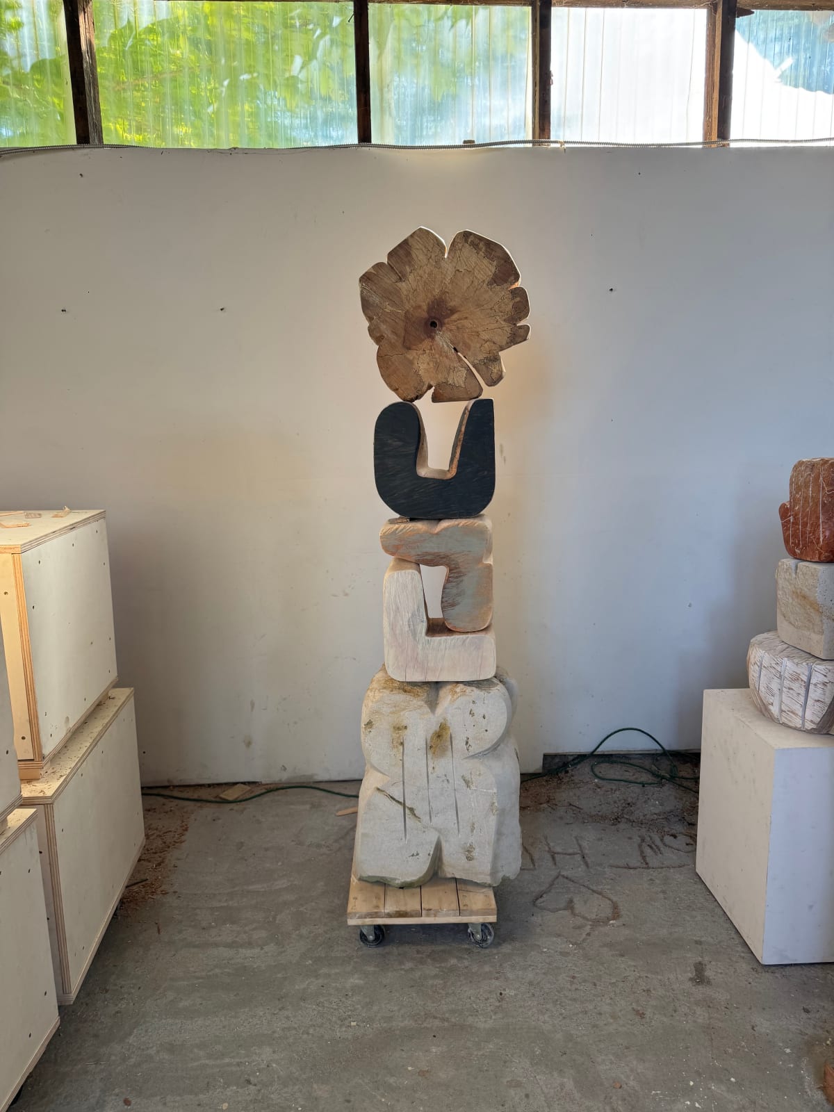 Nadia Yaron, Dahlia for Dalva, 2025