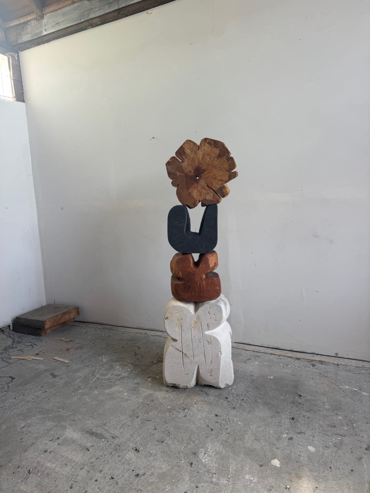 Nadia Yaron, Dahlia for Dalva, 2025