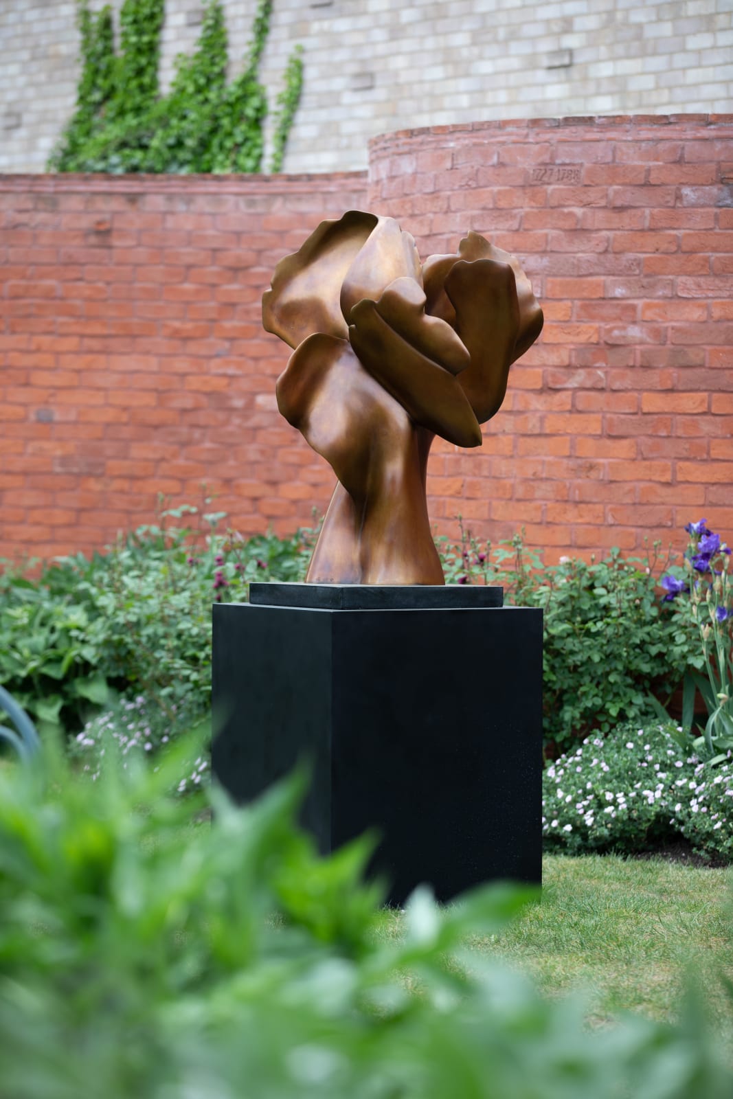 Helaine Blumenfeld OBE, Tree of Life: Encounter, 2018