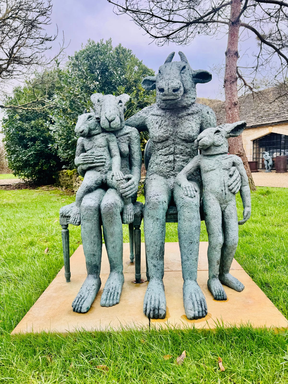 Sophie Ryder, Seated Family Group