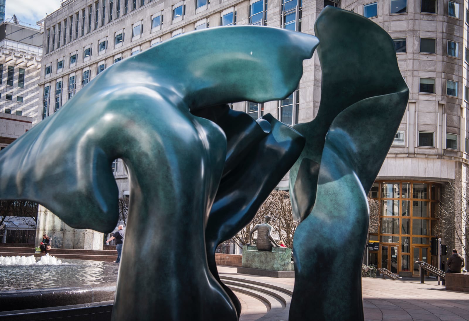 Helaine Blumenfeld OBE, Illusion, 2018