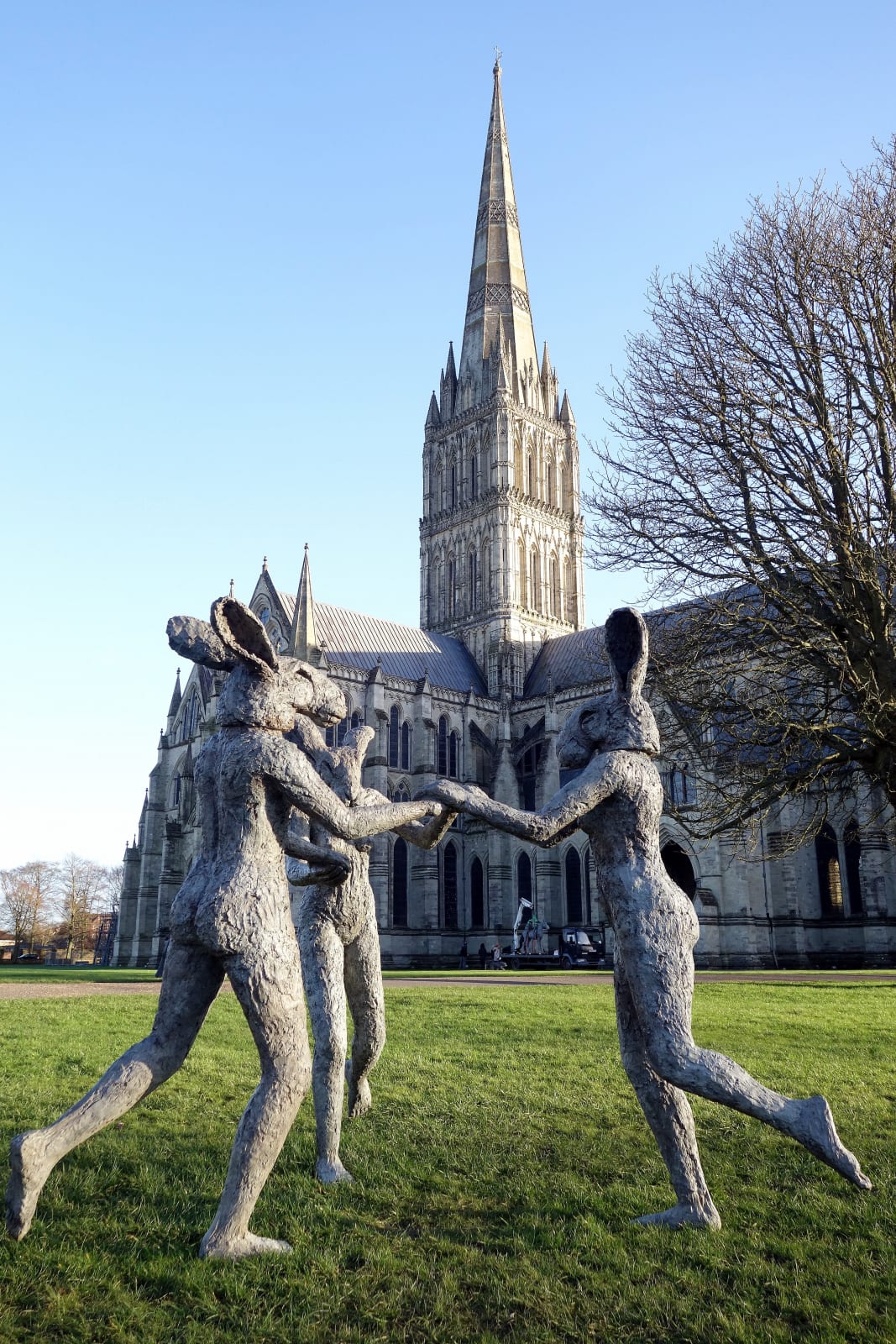 Sophie Ryder, Dancing Ladies , 2013
