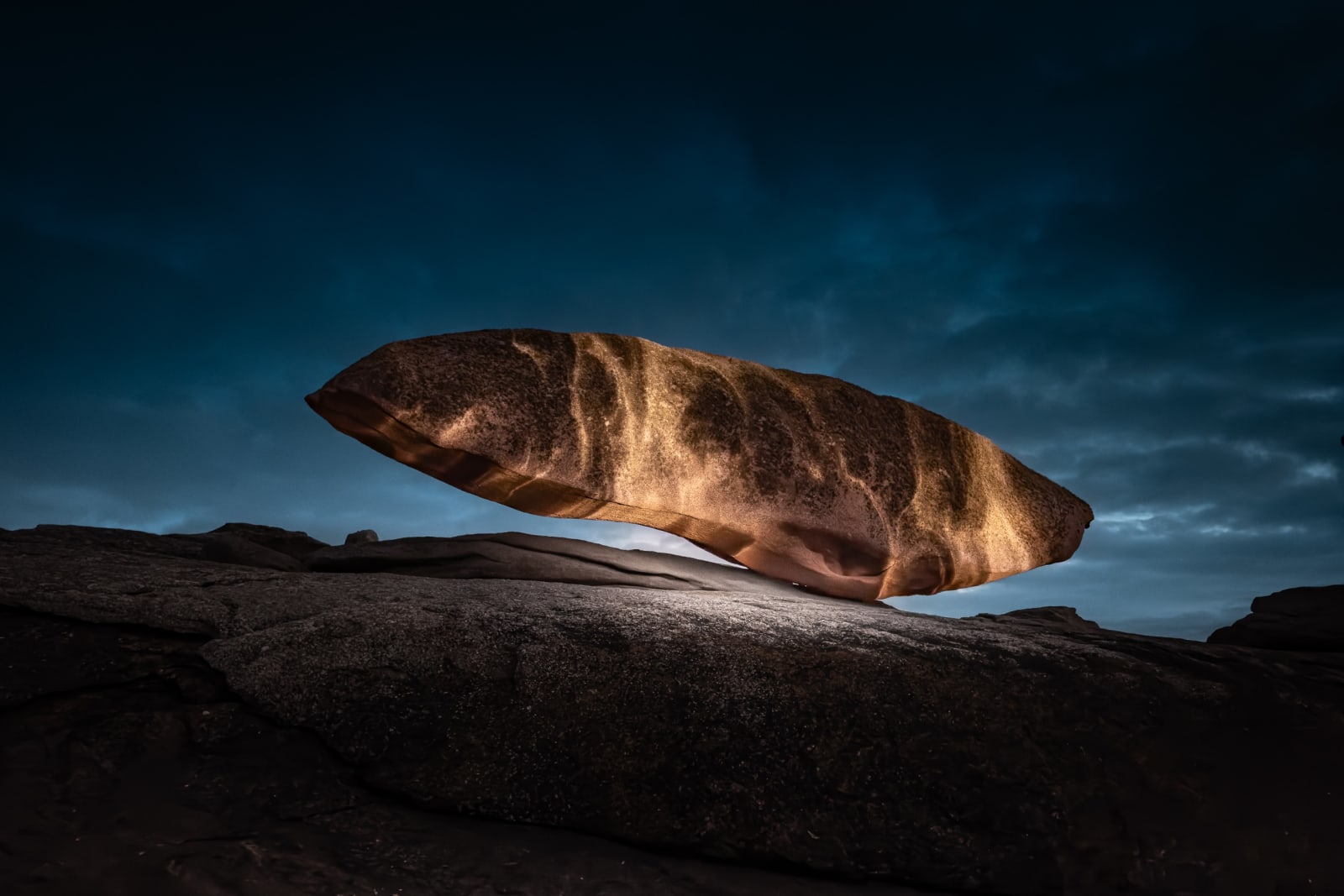 Philipp Frank, Nature Light Art, 2025