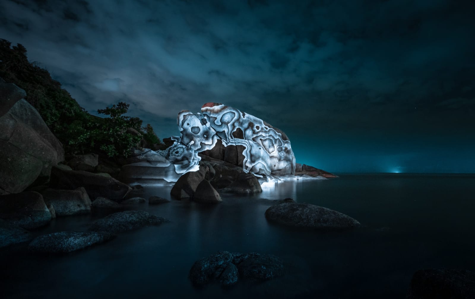 Philipp Frank, Nature Light Art, 2025