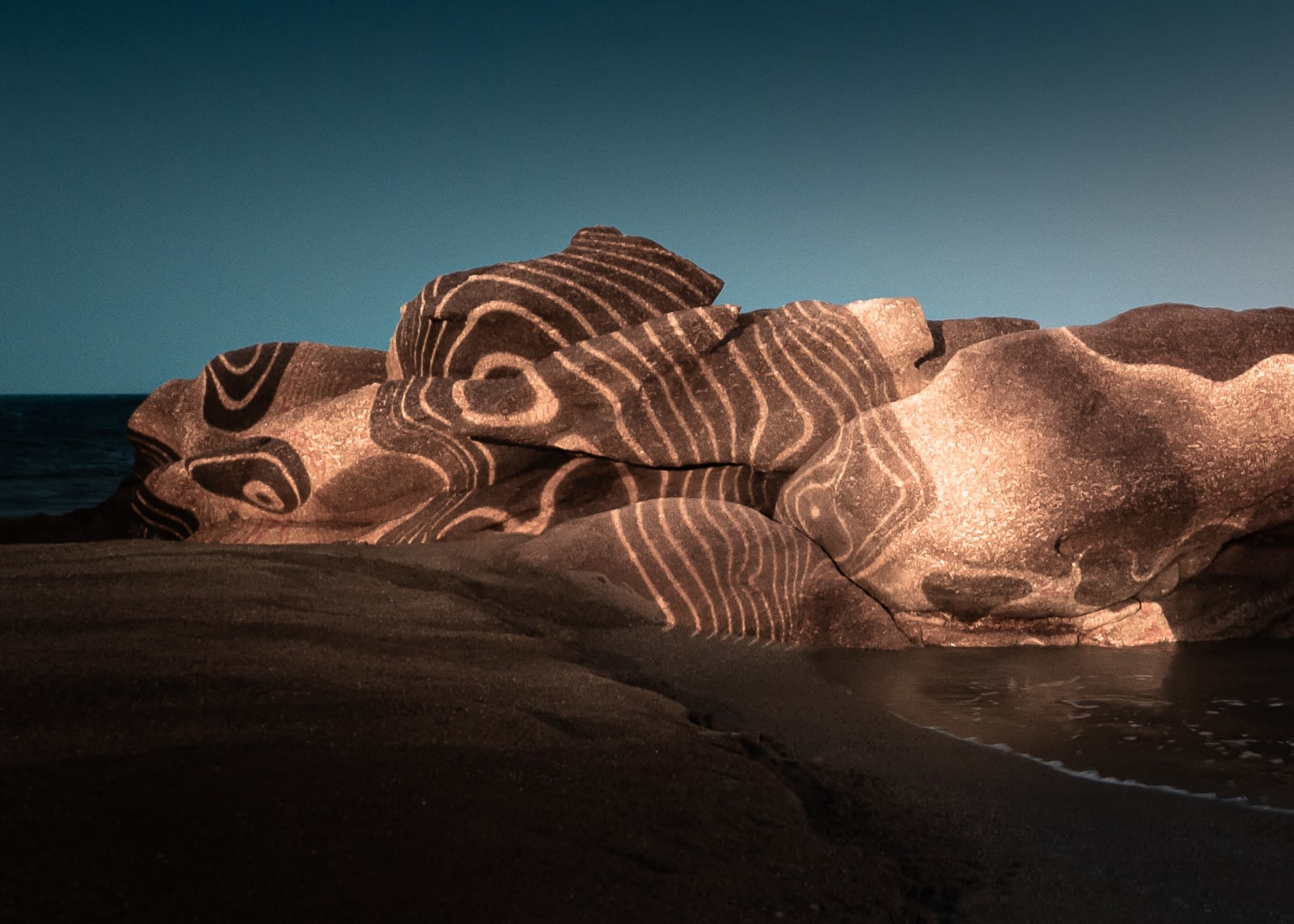 Philipp Frank, Mykonos Lightcodes #20, 2025