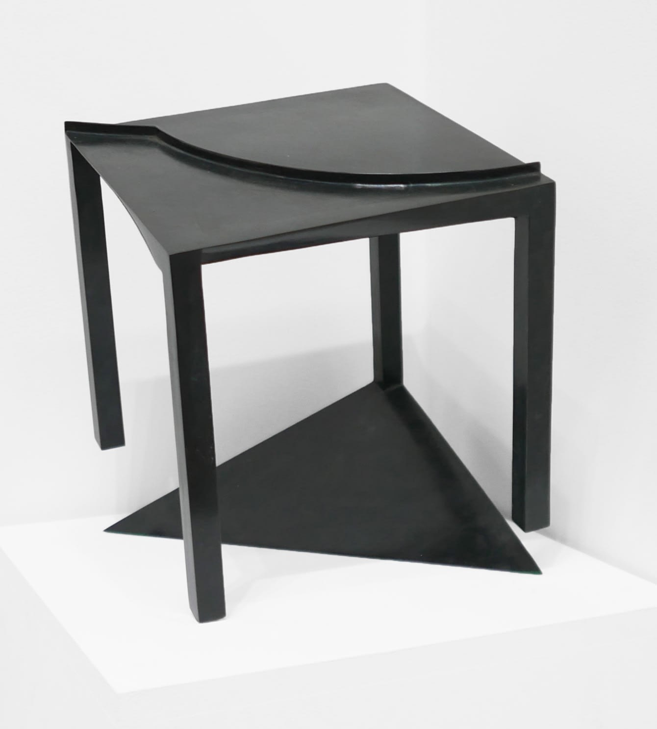 Tony DeLap, Eusapia, 1987