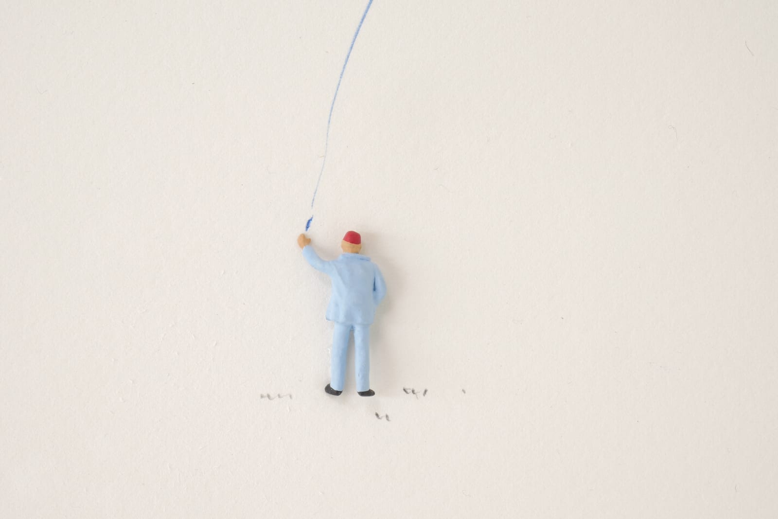 Liliana Porter, Blue Scribble, 2025