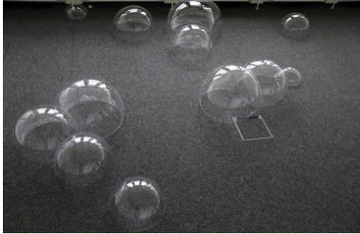 Luka Fineisen, Group of Bubbles 1, 2010