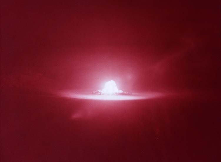 Michael Light, 100 SUNS: 014 HOW, 2003