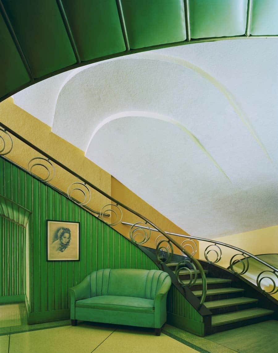 Michael Eastman, Hollywood Theater, Havana, 2010