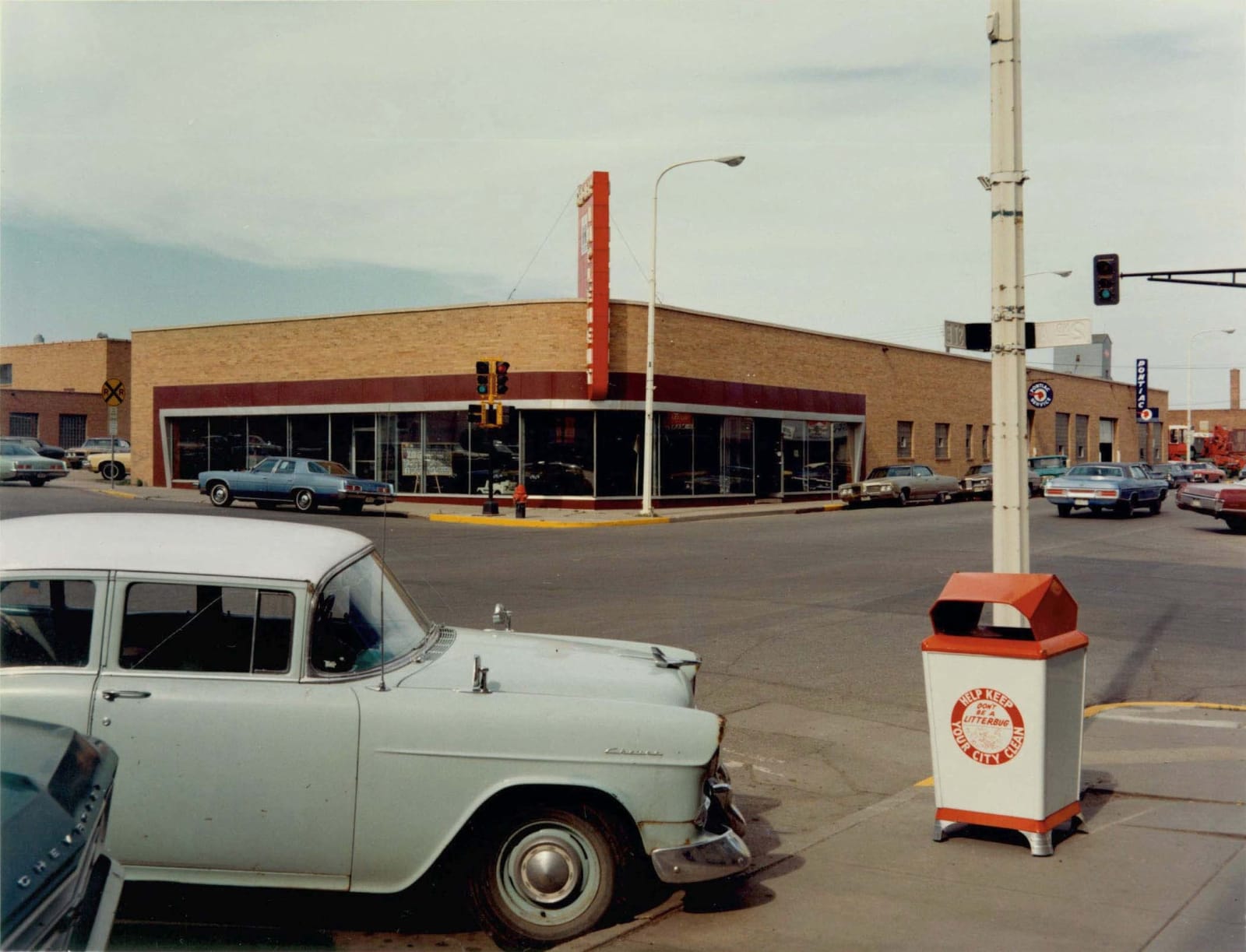 Stephen Shore, Intersection: Main Street and Second Avenue, Valley City, North Dakota, July 12, 1973