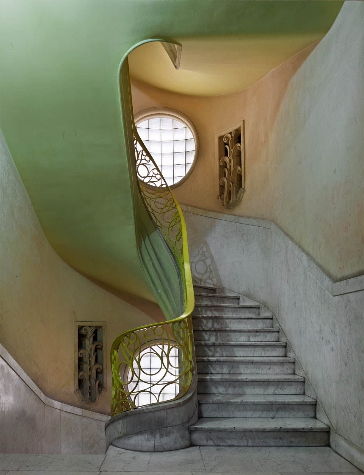 Michael Eastman, Deco Stairwell #2, Havana, 2014