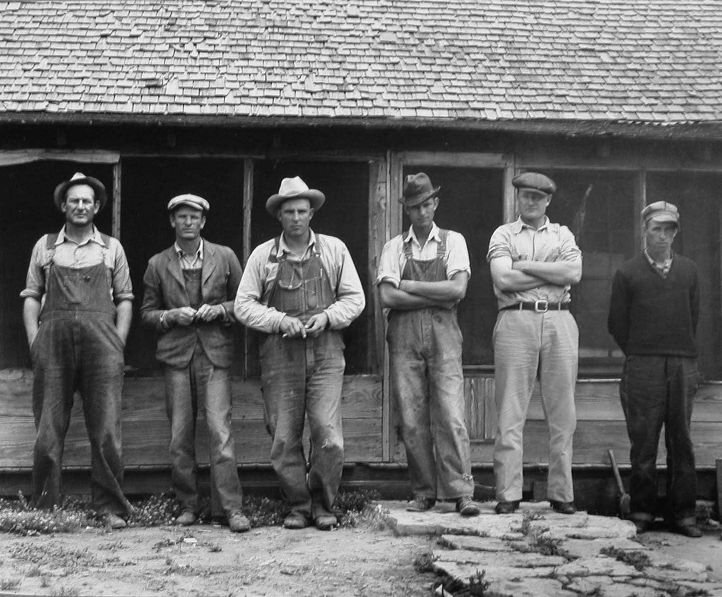 Dorothea Lange, Six Tenant Farmers without Farms, Hardman County, TX, 1938