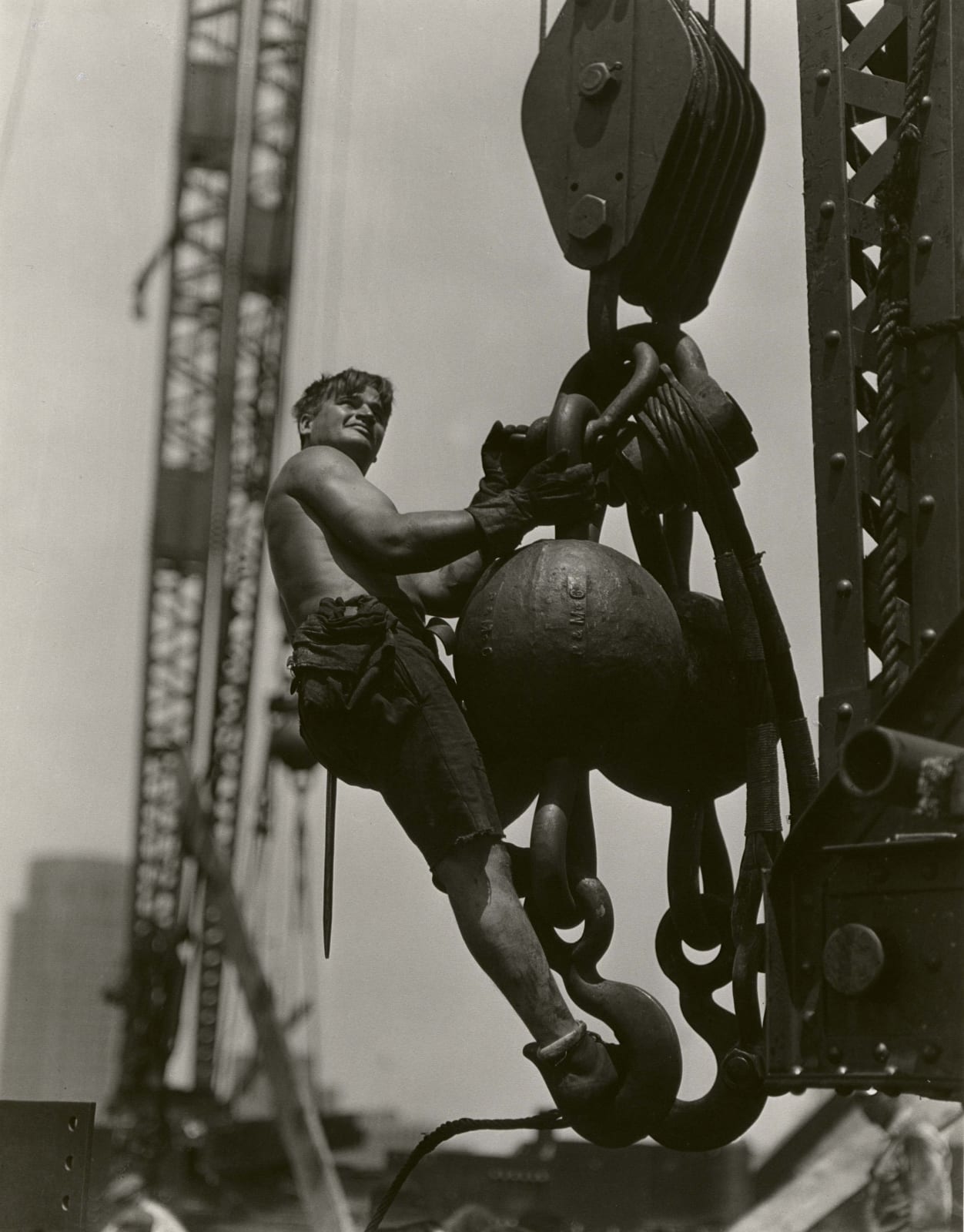 Lewis Hine, Connector on a Hoist, Empire State Building, 1931