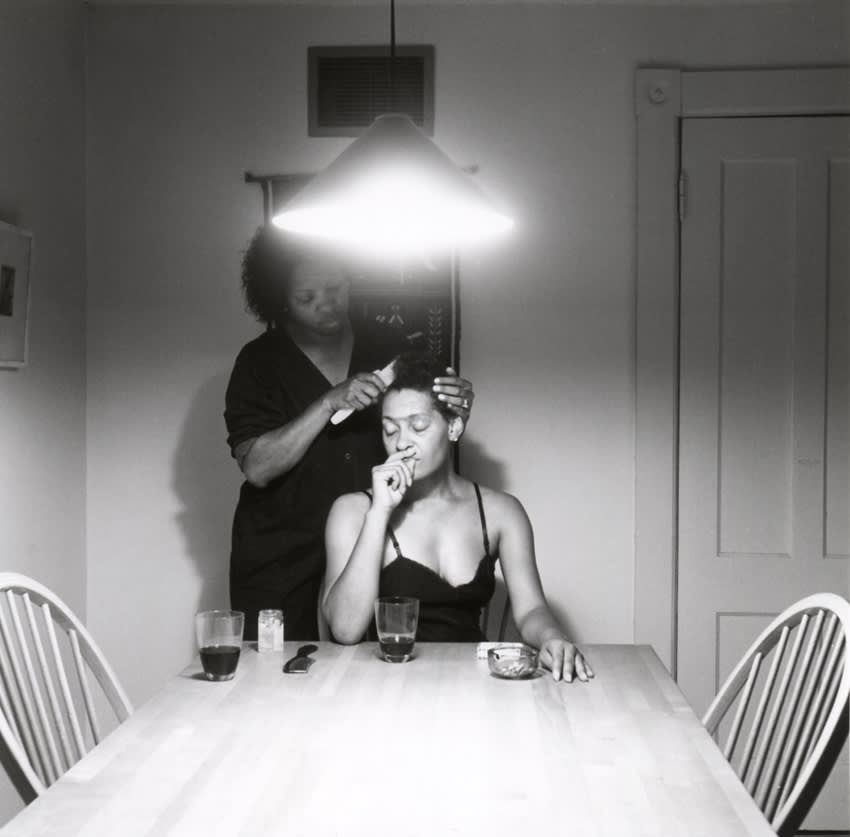 Carrie Mae Weems, Kitchen Table II: Untitled (Brushing hair), 1990/1999