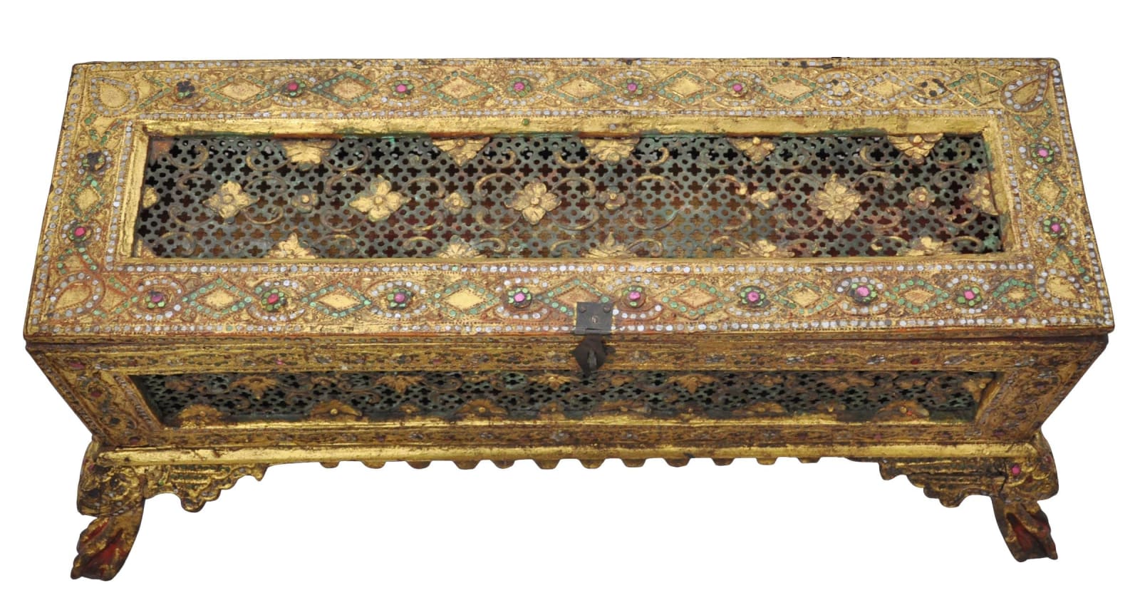 [Burmese manuscript - Buddhism], Sutta Vibhanga in manuscript chest, S.a. [ca. 1850 CE]. S.l. [Burma]