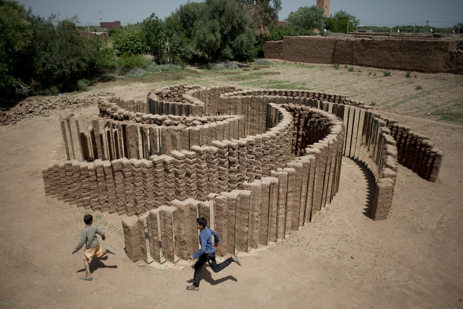 Elín Hansdóttir, Mud Brick Spiral, 2012