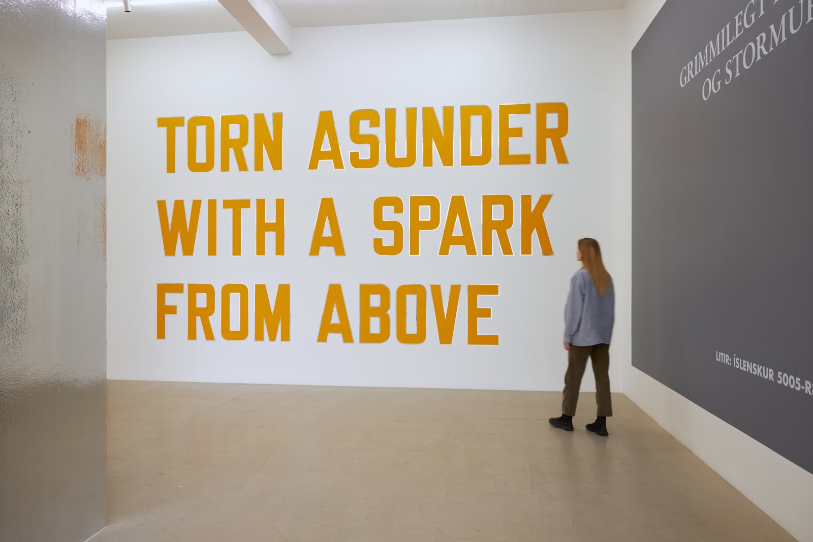 LAWRENCE WEINER, TORN ASUNDER WITH A SPARK FROM ABOVE, 2014