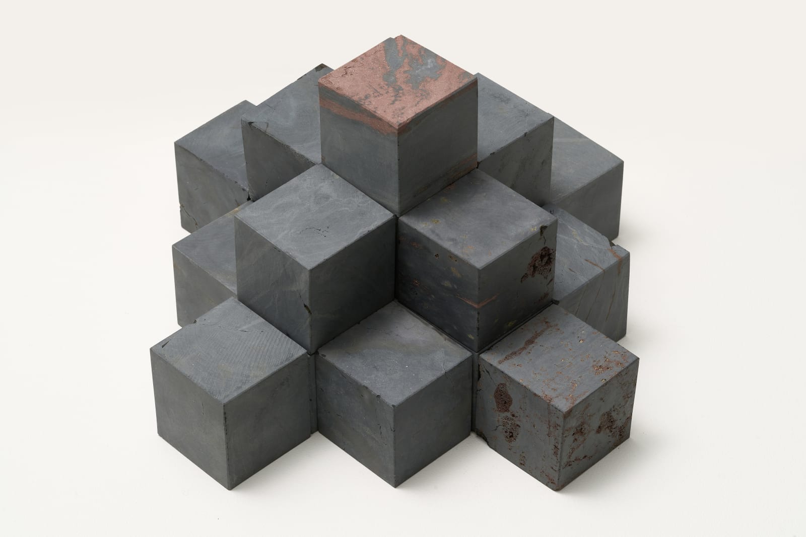 RAGNA RÓBERTSDÓTTIR, Untitled, 2025