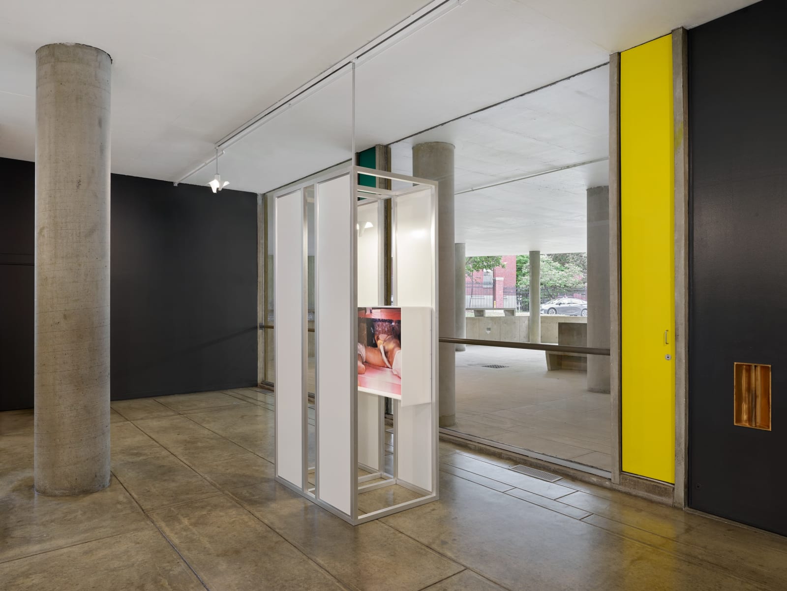 B. INGRID OLSON, Door Picture, a view in perspective arranged close together, 2021-2022