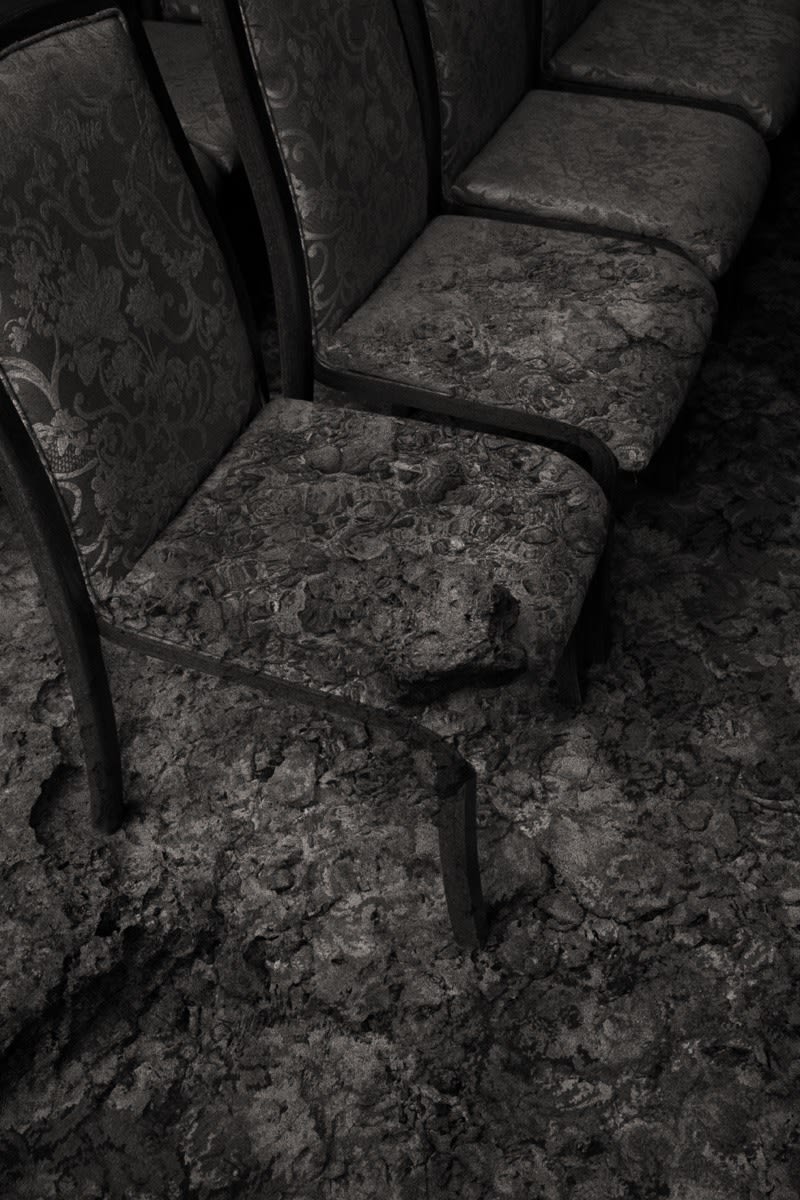 Yoko Mazuki, The Beach Under The Chair, 2024