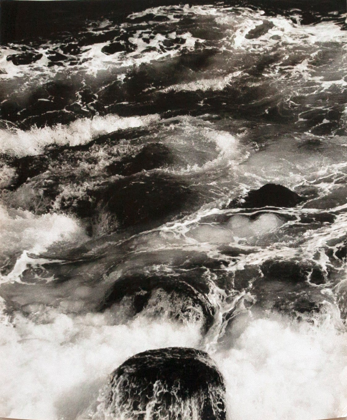 Kiyoshi Niiyama, Shore Rocks, 1946-1969