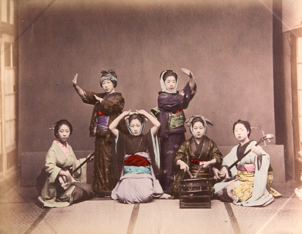 Vernacular Photography, Adolfo Farsari Studio - Album