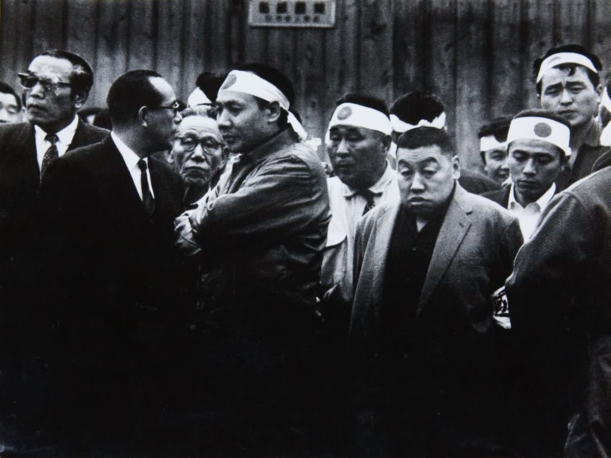 Ed van der Elsken, Hamaya Demonstration-Street Fighters, Tokyo, 1959