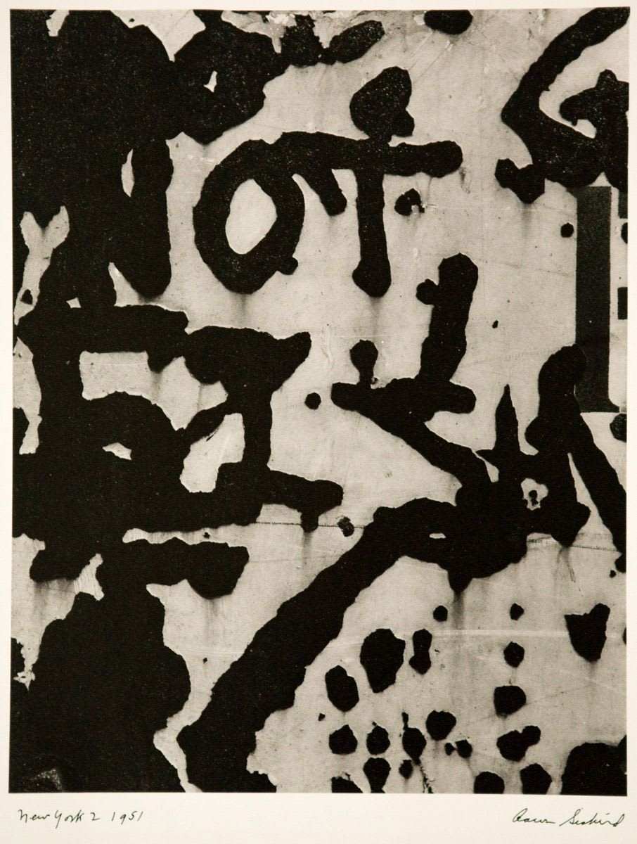 Various International Artists, Aaron Siskind - New York 2, 1951