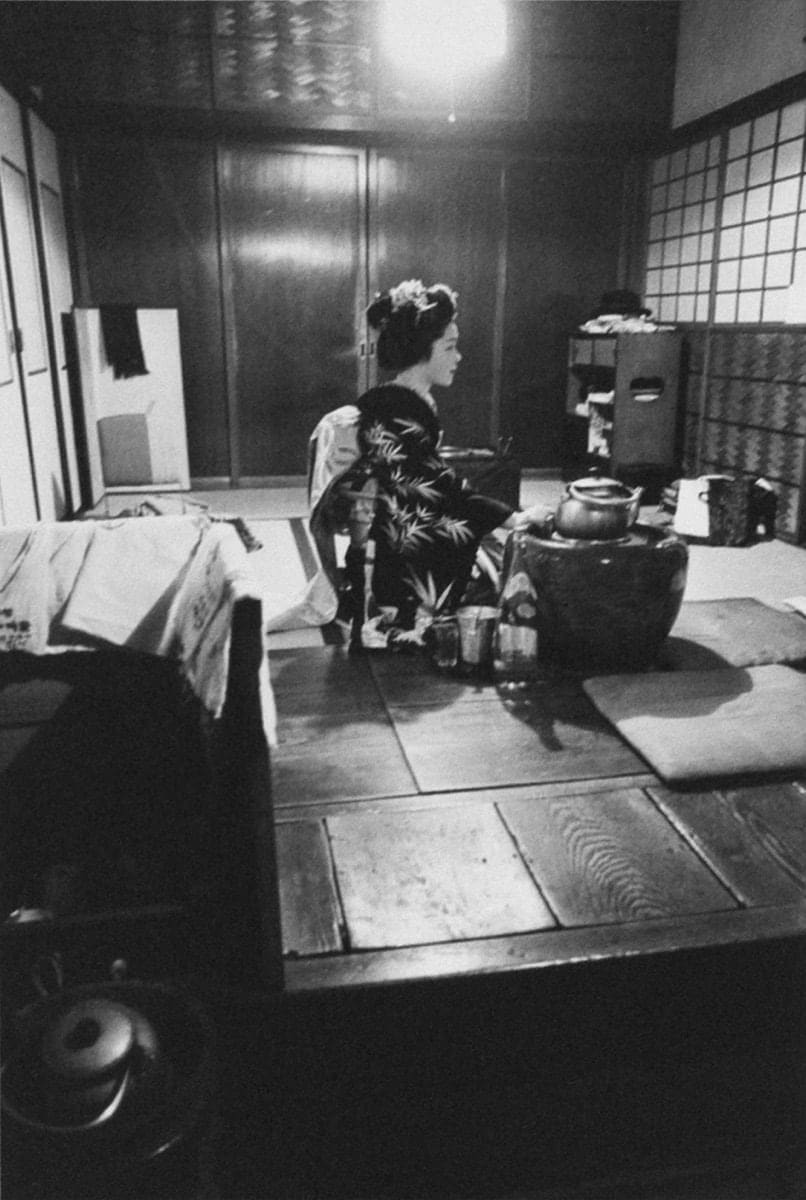 Yukichi Watabe, Untitled 4 from The Post-War Years (Maiko in Kyoto), 1945-c1970