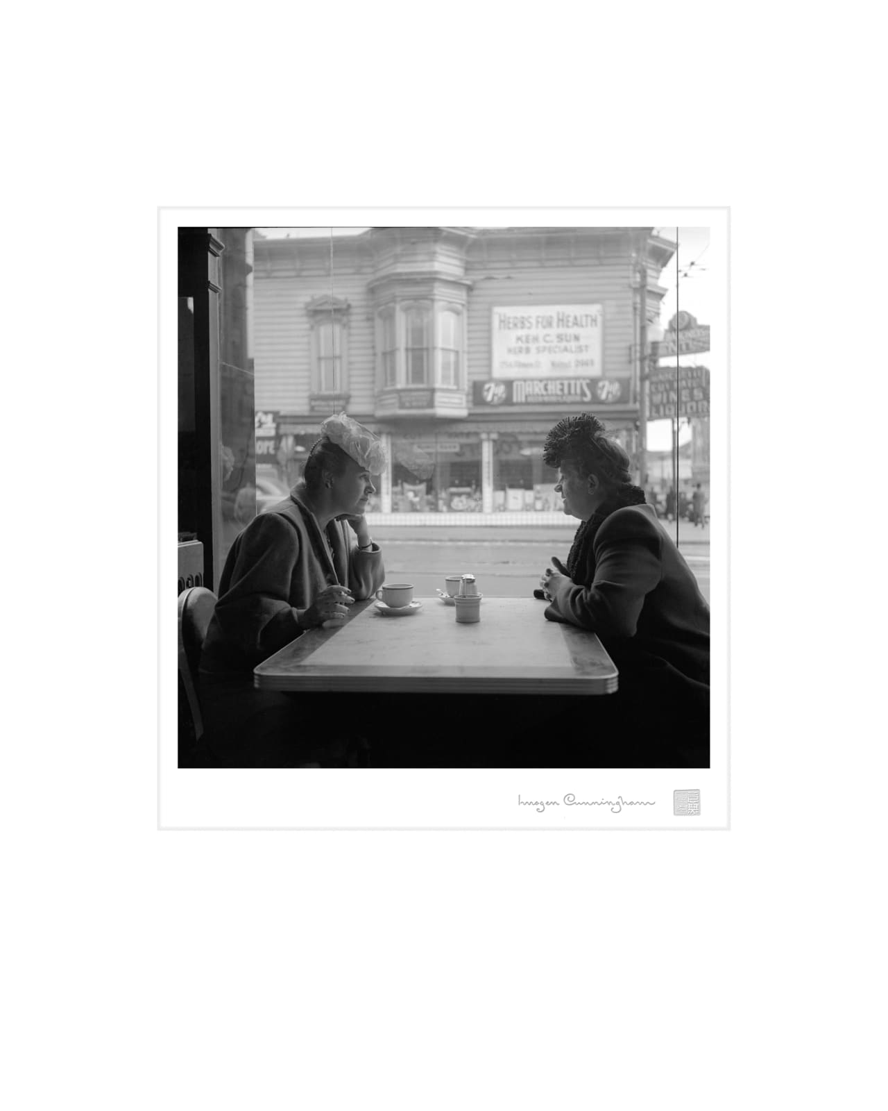 Imogen Cunningham, Tea at Foster's, 1940s