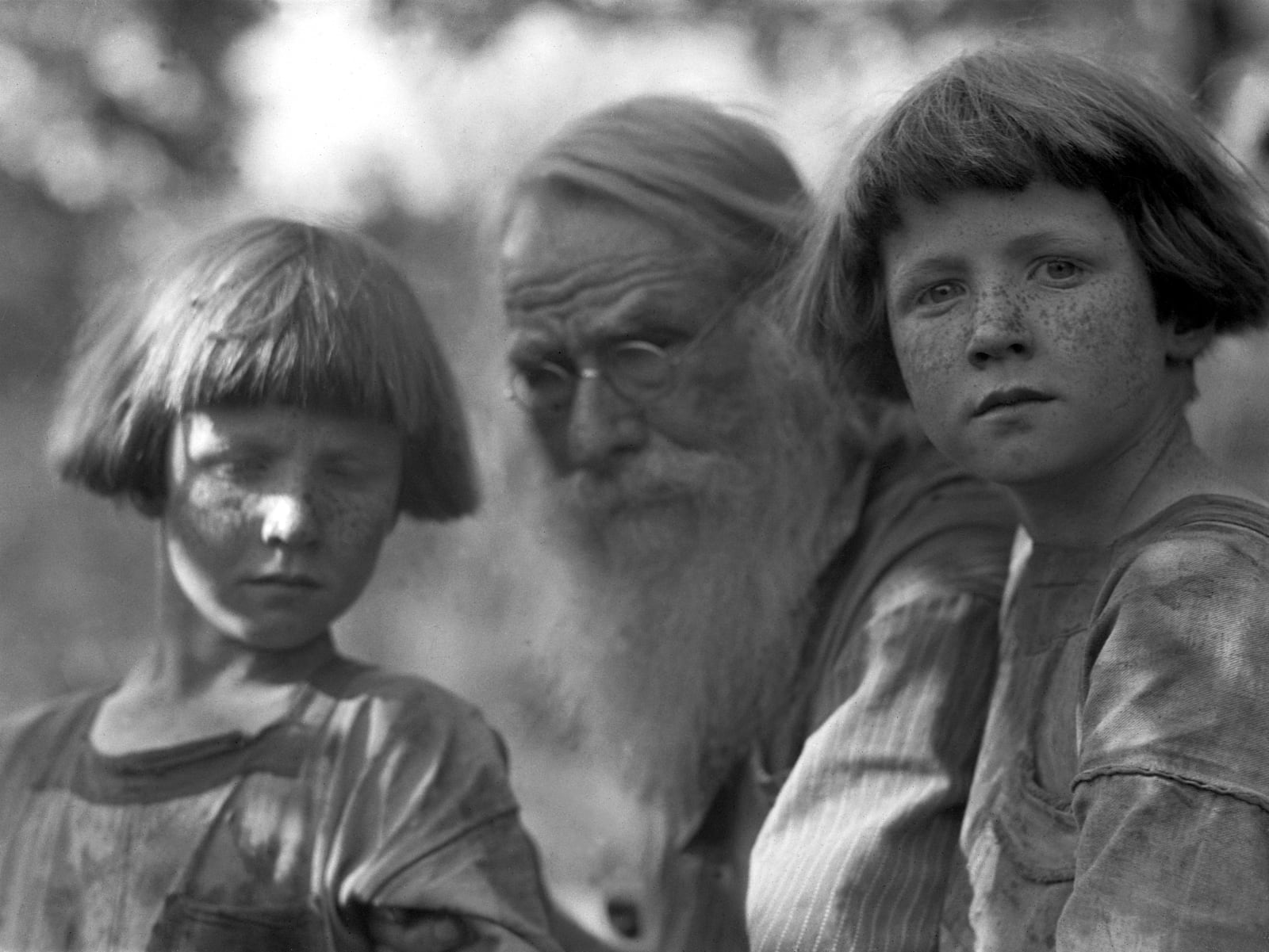 Imogen Cunningham, My Father and My Sons 2, 1923