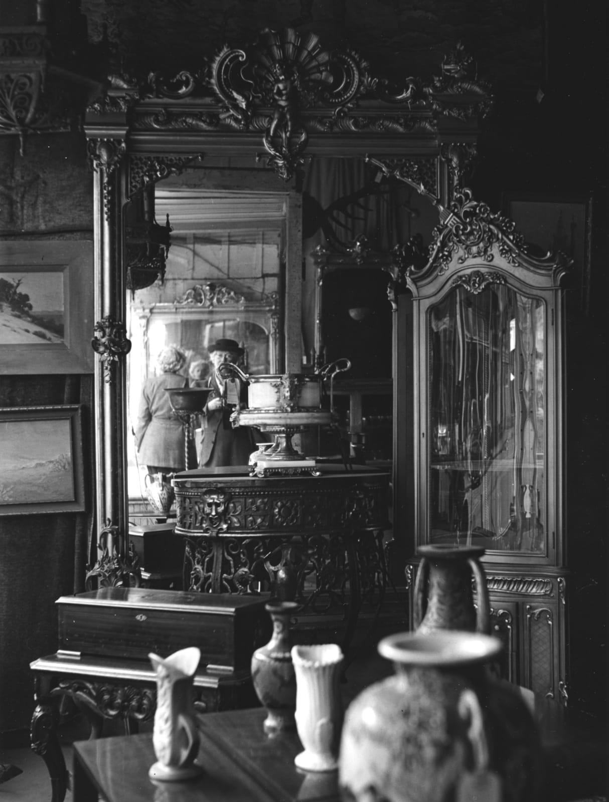 Imogen Cunningham, Self Portrait with LIsette Model, 1946