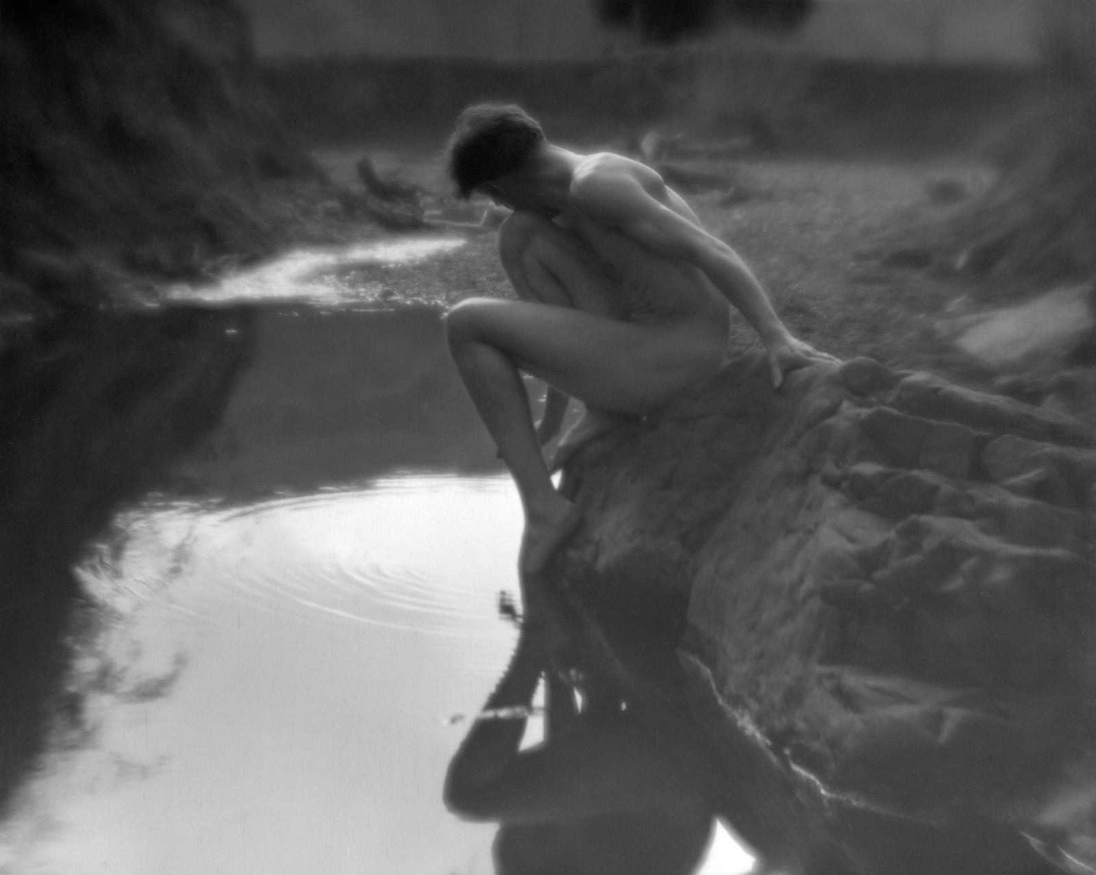 Imogen Cunningham, Roi on the Dipsea Trail 2, 1918