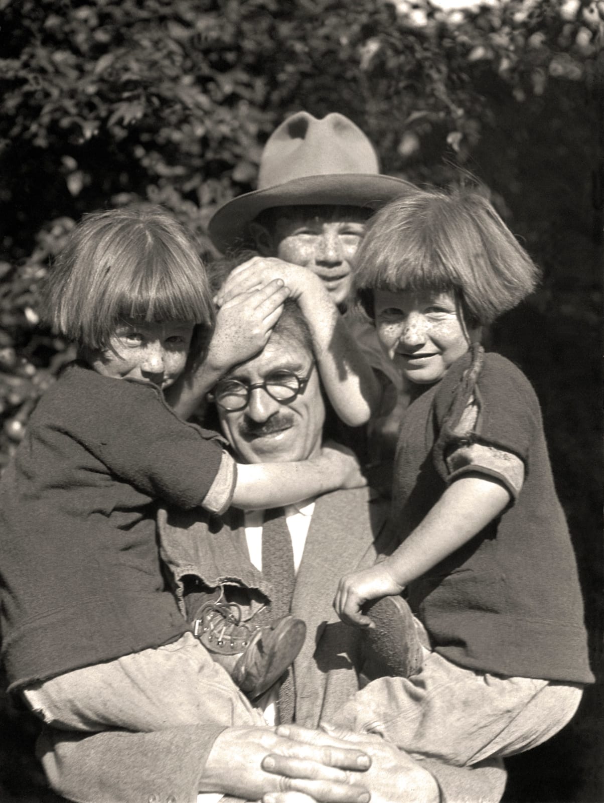 Imogen Cunningham, Portfolio "Family"