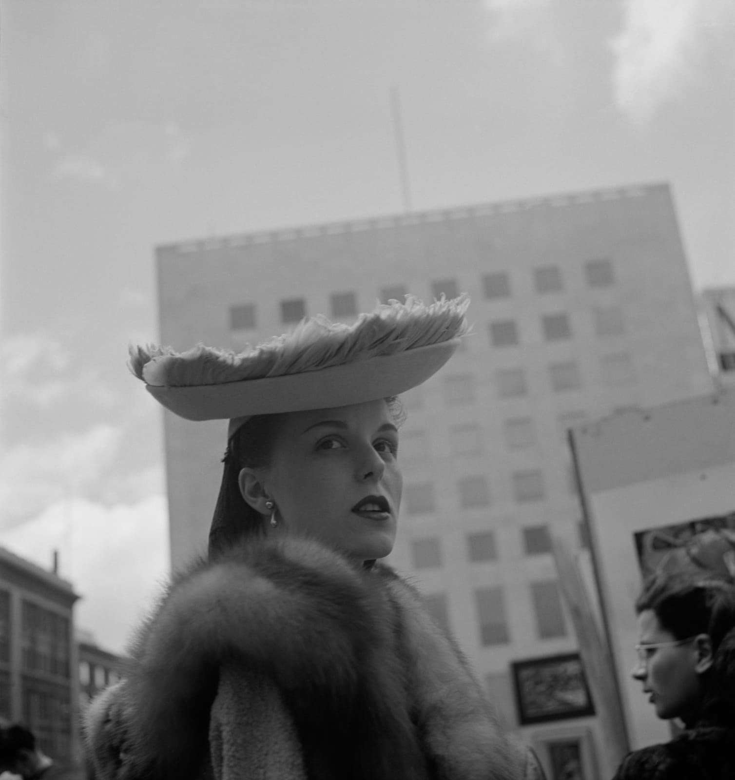 Imogen Cunningham, Fur and Feathers at an Art Fair, 1948
