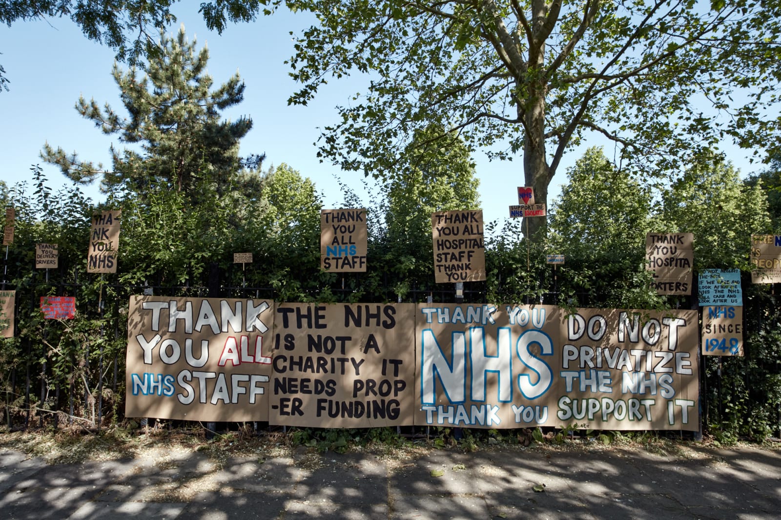 Peter Liversidge, Sign Paintings for the NHS, 2020