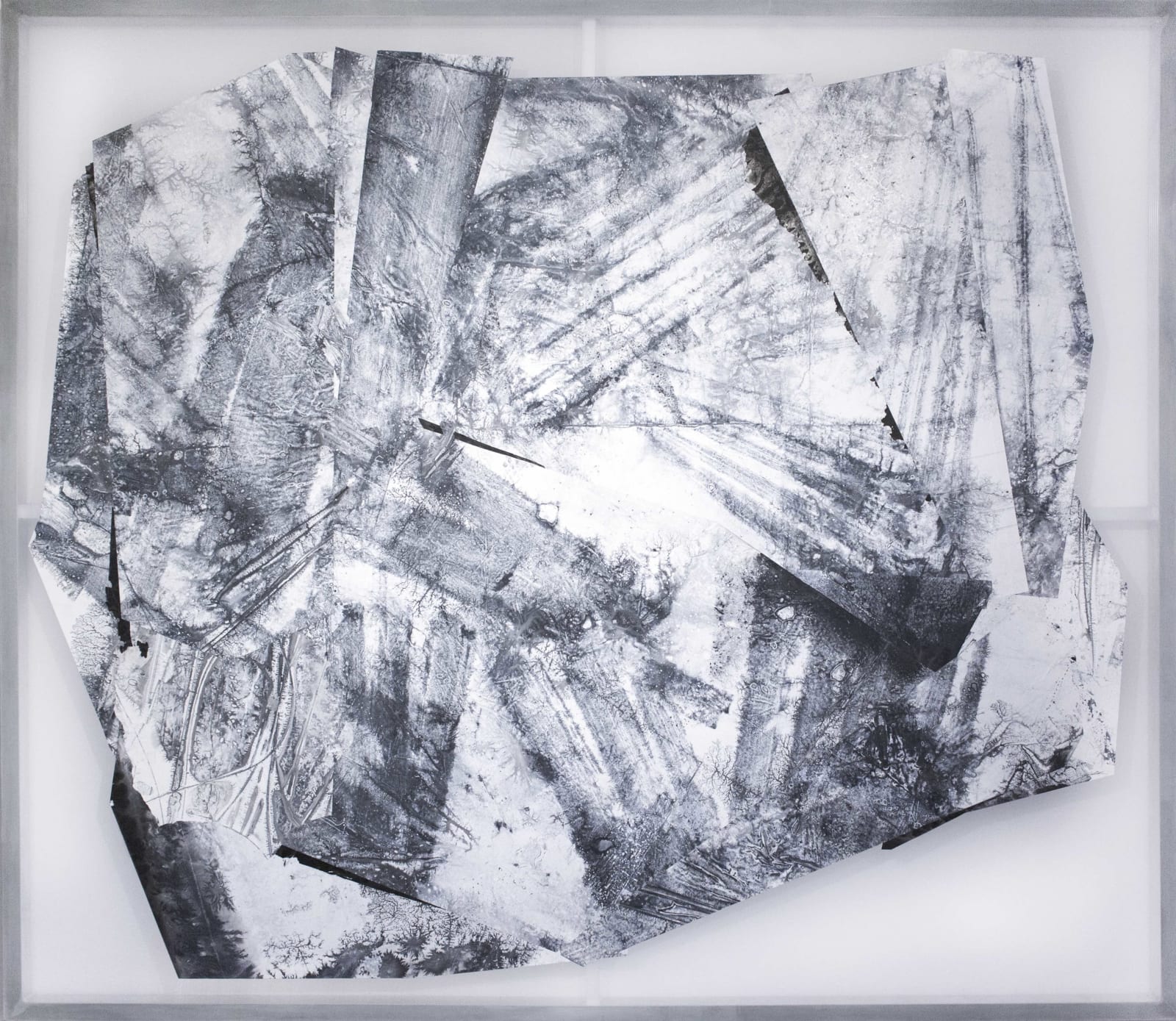 Zheng Chongbin 郑重宾, Unknown Formation 未知的成形, 2018