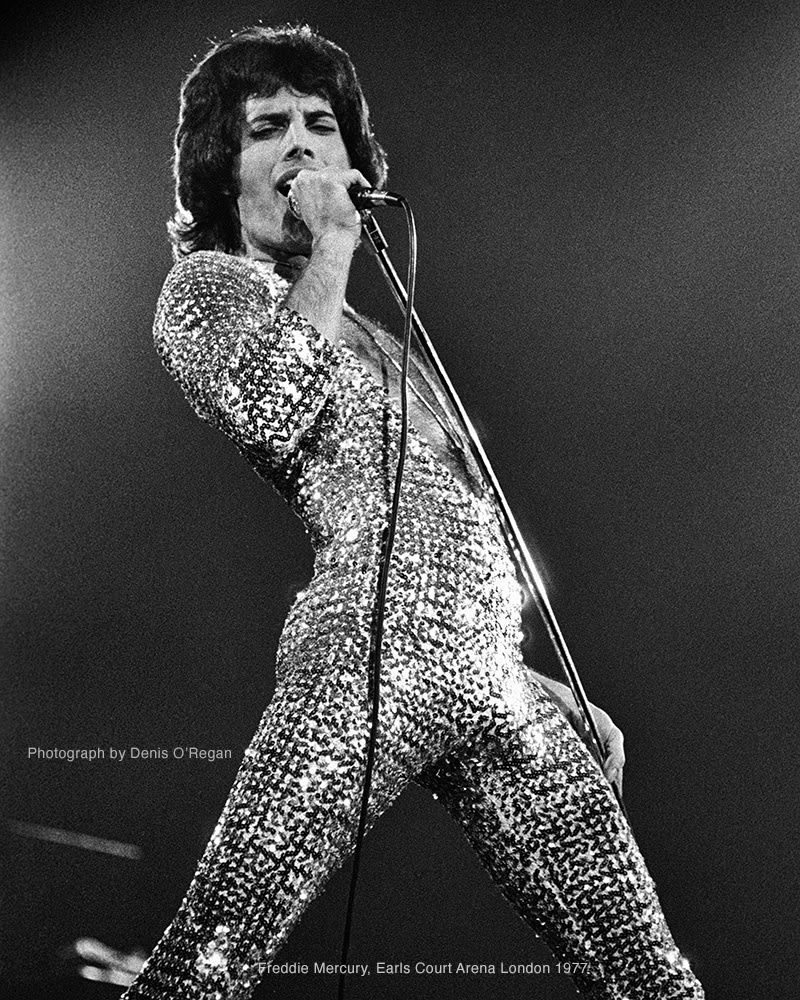 QUEEN, Freddie Mercury Earls Court, 1977