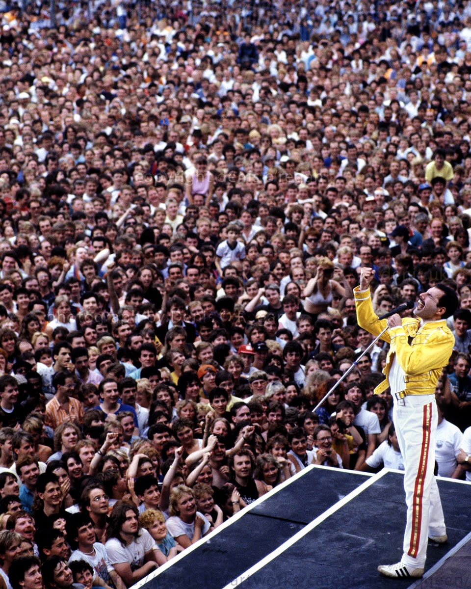 QUEEN, Freddie Maine Road Manchester, 1986