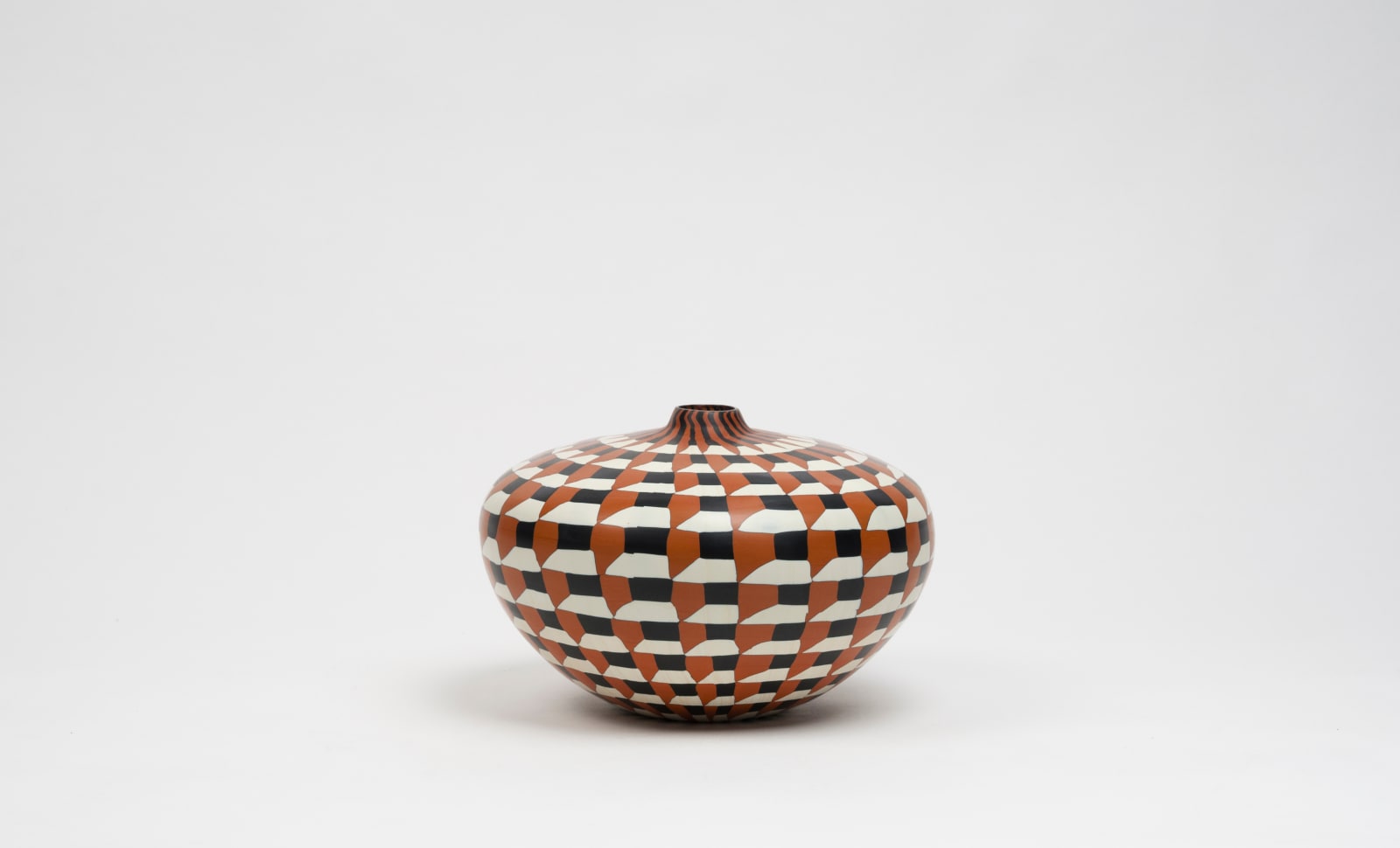 Massimo Micheluzzi, Mosaico (VASO 925), 2022
