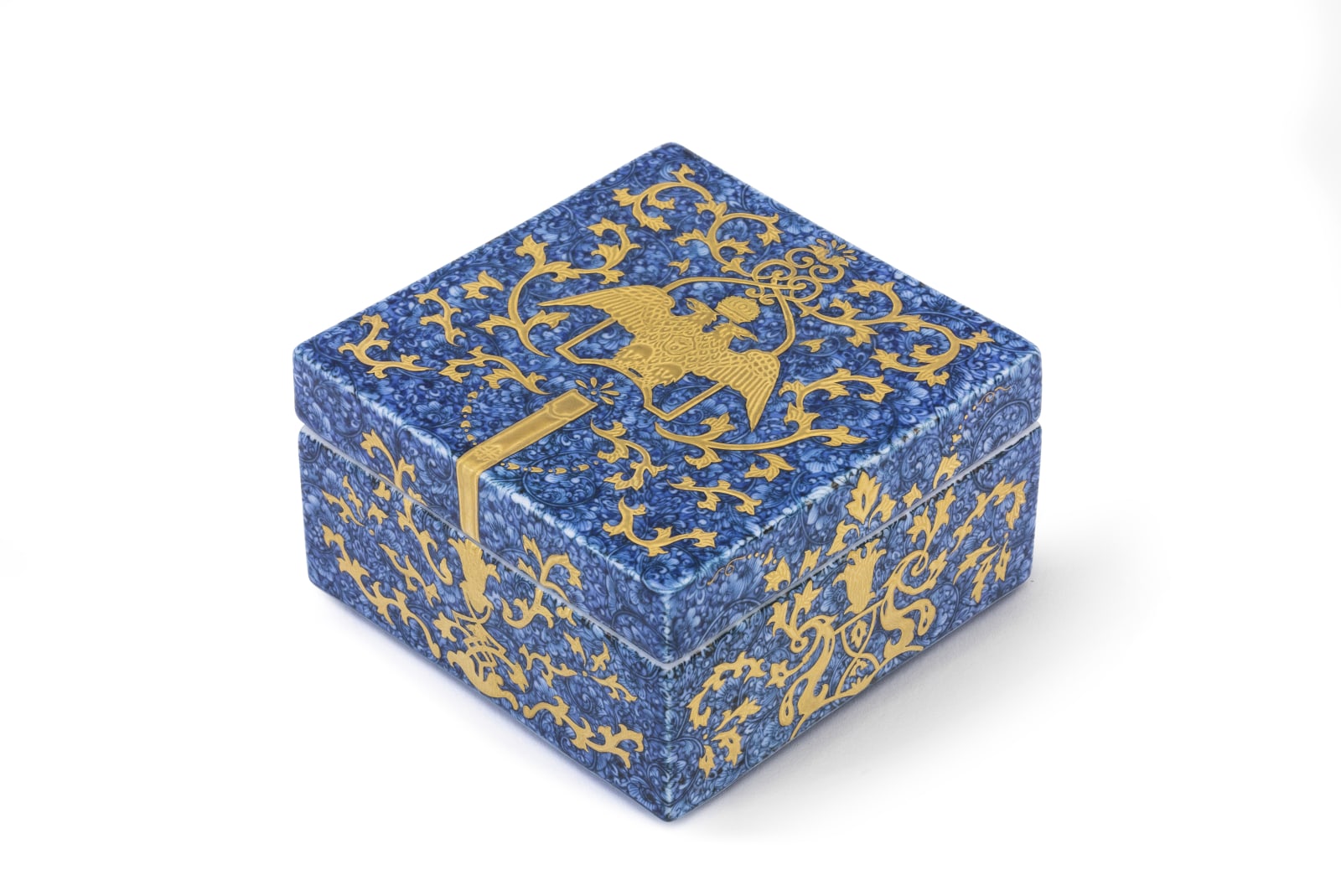Yuki Hayama, Memory Box: Imperial Gift of an Iznik Blue II