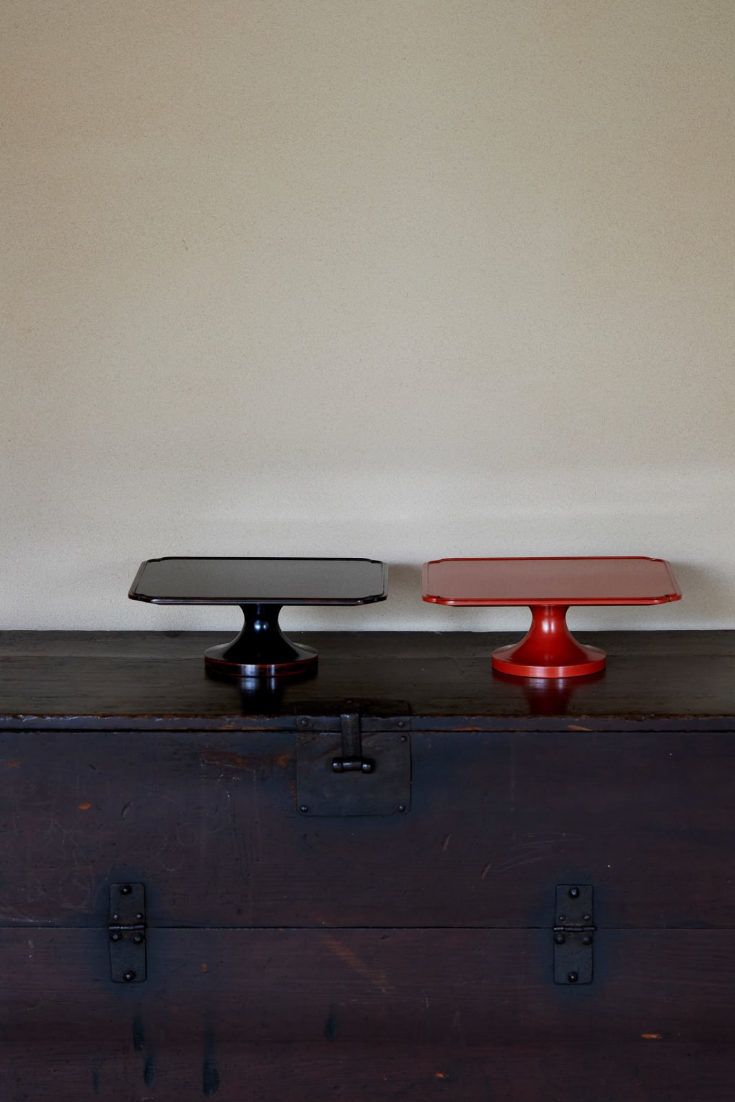 Jihei Murase, Black Negoro Standing Tray, 2022